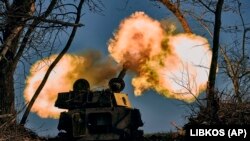 Pamje ilustruese: Një tank i përfshirë në luftën Rusi-Ukrainë