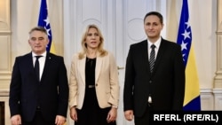 Članovi Predsjedništva BiH Željko Komšić, Željka Cvijanović i Denis Bećirović prilikom preuzimanja dužnosti u Sarajevu, 16. novembra 2022.