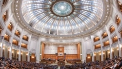 Parlamentarii au chiulit masiv de la ședința festivă prin care au fost marcați 25 de ani de Parteneriat Strategic cu SUA