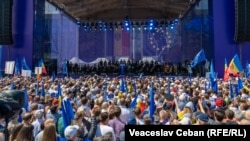 Potrivit estimărilor Poliției, la Adunarea „Moldova Europeană” au participat circa 80 de mii de persoane