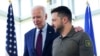 Președinteiel Ucrainei, Volodimir Zelenski, și președintele SUA, Joe Biden, la sesiunea G7 dedicată Ucrainei, Hiroshima, Japonia, 21 mai 2023