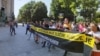 Protest novinara i aktivista zbog kriminalizacije klevete, Banja Luka, Bosna i Hercegovina, 18. juli 2023.
