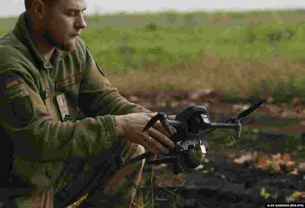 Importanța dronelor în furnizarea de informații exacte și actualizate despre pozițiile și mișcările inamicului este esențială pentru planificarea și executarea operațiunilor militare.