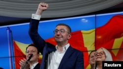 Премирот и лидер на ВМРО-ДПМНЕ, Христијан Мицкоски, по победата на минатогодишните парламентарни избори.