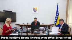 Željka Cvijanović, Denis Bećirović i Željko Komšić, članovi Predsjedništva BiH.