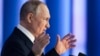 În discursul său anual despre starea națiunii de la Moscova din 21 februarie, președintele rus Vladimir Putin a reluat narațiuni familiare și tot atât de false despre Ucraina și alte probleme și a atacat SUA și Occidentul.