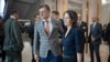 Ministrul ucrainean de Externe, Dmitro Kuleba, și omologul său german, Annalena Baerbock, înaintea conferinței de presă comune susținută de cei doi luni, la Kiev. 