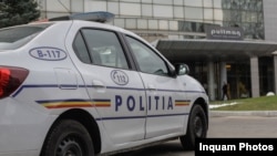  Poliţiştii din Prahova au făcut 12 percheziţii în judeţ şi una în municipiul Bucureşti. 