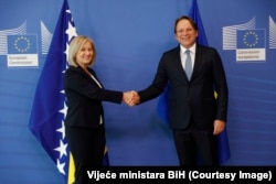 Krišto i Varhelyi u Briselu, 19. juli, 2023.