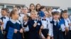 Expert internațional: „Elevii moldoveni sunt buni la memorat, dar le e greu să reproducă ce au învățat”