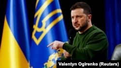 Președintele Ucrainei, Volodimir Zelenski, în timpul conferinței de presă. Kiev, 25 februarie 2024.