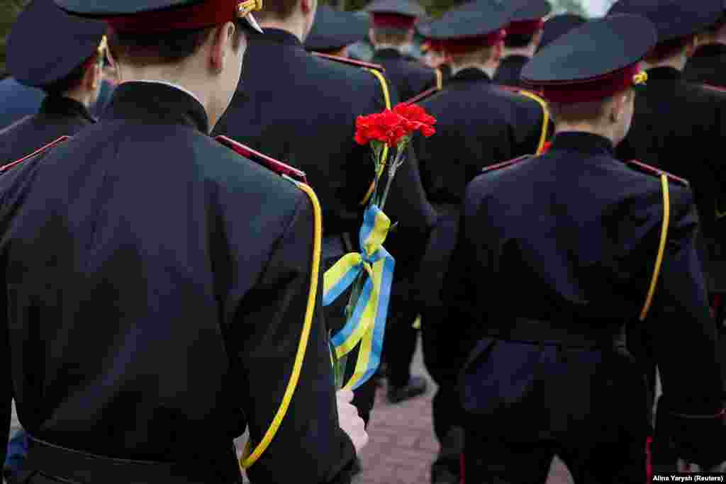 Kadeti na ceremoniji obilježavanja černobilske nesreće u Kijevu.