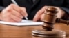 Articolul care pedepsește „îmbogățirea ilicită” a fost introdus în Codul Penal în 2014.