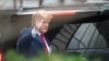 Donald Trump părăsind Trump Tower la două zile după ce agenții FBI au percheziționat casa sa din Mar-a-Lago Palm Beach, New York, SUA, 10 august 2022