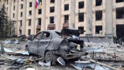 Fotografija granatiranog centra Harkova, gde se nalazi i zgrada Uprave, objavljena na nalogu ukrajinske službe za vanredne situacije na Telegramu 1. marta
