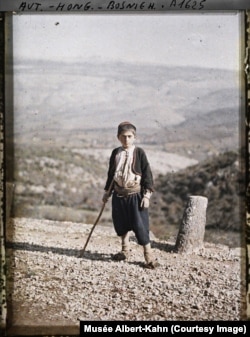Băiat păstor catolic în sudul Bosniei 1912.
