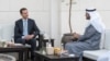 Sirijski predsednik Bašar al Asad na sastanku s prestolonaslednikom Abu Dabija šeikom Mohamedom bin Zajedom Al Nahjanom, Abu Dabi, 18. mart 2022.