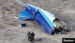Ақтау маңына құлаған Azerbaijan Airlines компаниясы ұшағының бір бөлігі. Маңғыстау облысы, 25 желтоқсан, 2024 жыл.