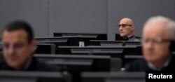 Mustafa uoči izricanja presude u sudnici u Hagu, 16. decembar 2022.