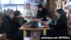 Stanovnici Nagorno Karabaha blokirani su u Gorisu nakon zatvaranja koridora Lačin, 15. decembra 2022.