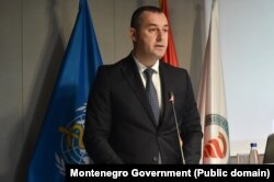 Ministar zdravlja Dragoslav Šćekić