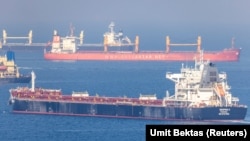 Nava de transport Despina V încărcată cu grâne ucrainene la Kilios, în Marea Neagră , aproape de Istanbul, 2 noiembrie 2022.