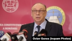 Președintele Curții Constituționale, Marian Enache, a anunțat luni, 2 decembrie 2024, validarea primului tur al alegerilor prezidențiale din 24 noiembrie și organizarea turului 2 în data de 8 decembrie.