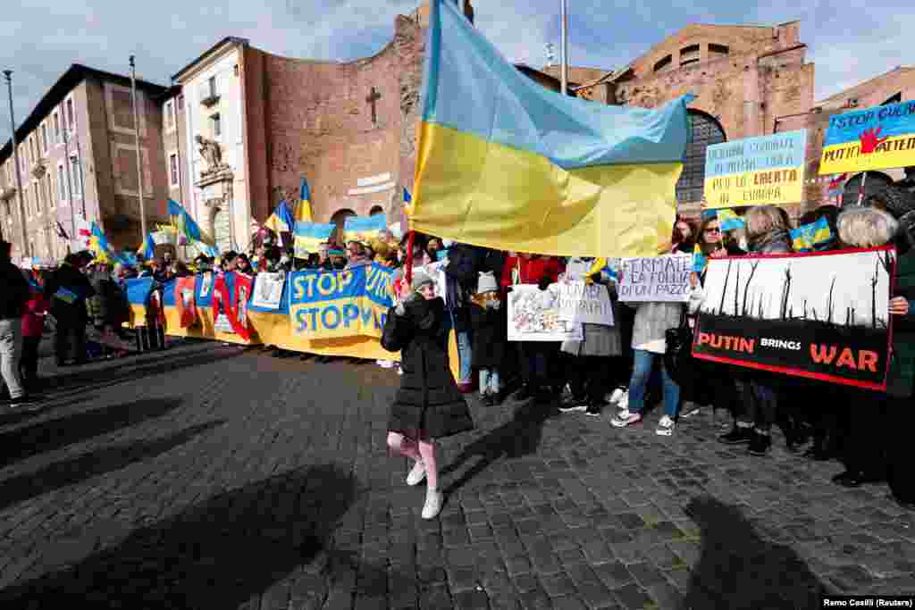 Втор ден од анти-воените протести во Рим, Италија 
