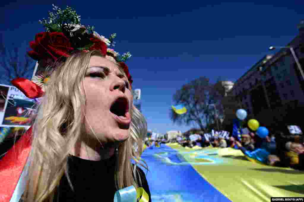 Демонстрации и во Мадрид