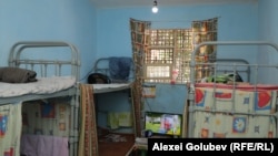 O celulă nerenovată de la Penitenciarului nr. 13 din Chișinău.