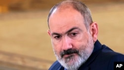 Jermenski premijer Nikol Pašinijan izjavio je da Azerbejdžan sprovodi "kontinuirano vojno jačanje duž linije kontakta u Nagorno-Karabahu i jermensko-azerbejdžanske granice".