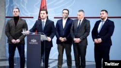 Ministri shqiptar për Punë të Jashtme Gent Cakaj dhe liderët politikë të shqiptarëve në Luginë të Preshevës.