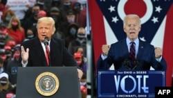 Donald Trump (b) és Joe Biden.