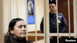Няня Гульчехра Бобокулова в зале Пресненского суда. Москва, 2 марта 2016 года.