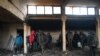 Policija je u Srbiji od novembra sprovela nekoliko akcija „nalaženja iregularnih migranata“ van kampova i prihvatnih centara i „vraćala“ ih u te centre.
