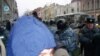 Власти не изобретают новых методов борьбы с «несогласными»: либо за решетку, либо в психушку