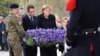 Ангела Меркель и Николя Саркози почтили память неизвестного французского солдата.
