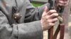 Навпроти приміщення Львівської ОДА «розташувались» війська (відео)