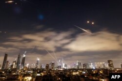 Sistemele de apărare aeriene din Israel s-au activat pentru a respinge noul val de rachete lansate de Iran înspre Tel-Aviv, în 15 iunie.