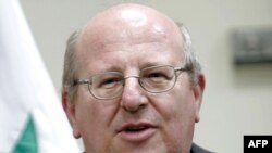 Mike Gapes