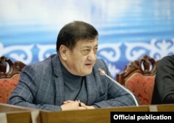 Анвар Артыков