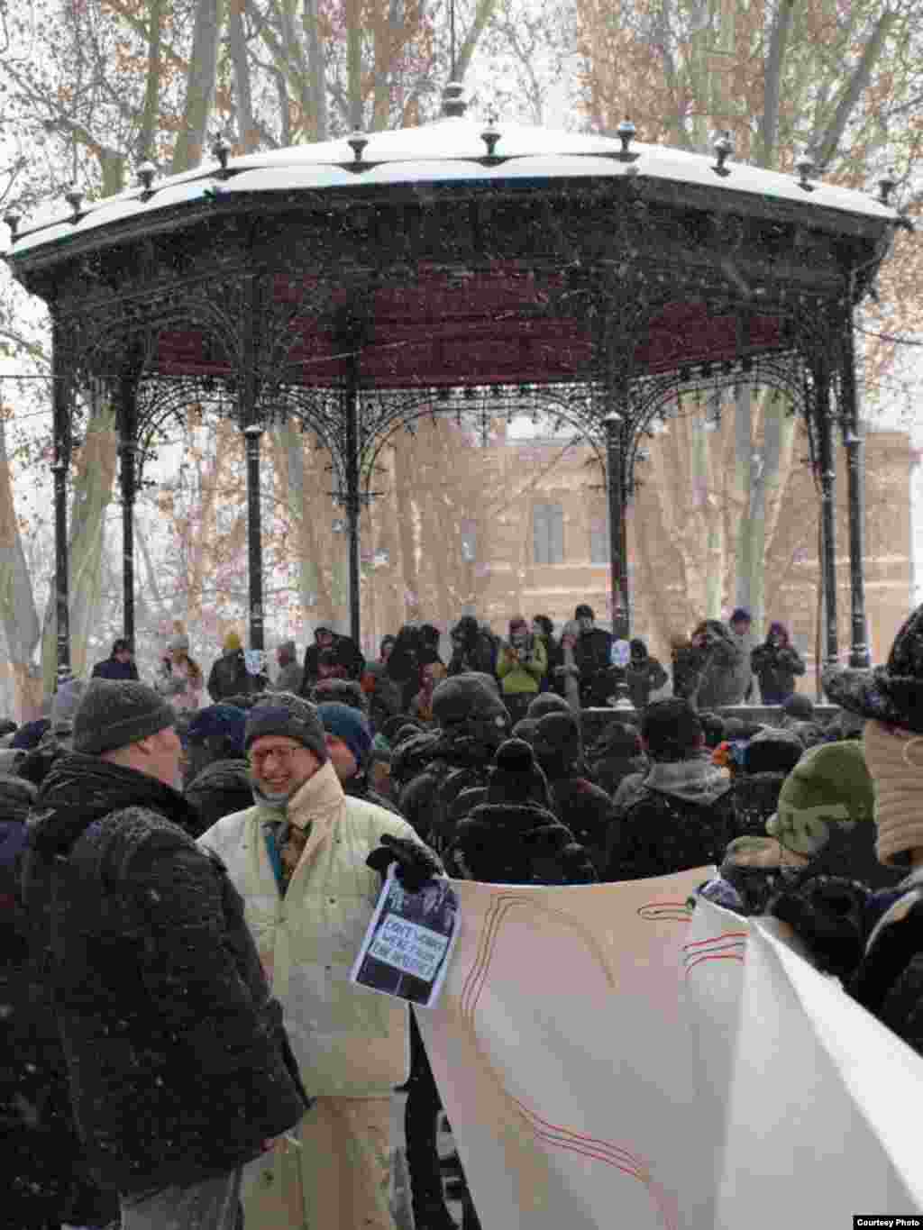 Zagreb - Demonstracije u znak protivljenja međunarodnom sporazumu o borbi protiv falsifikovanja ACTA, 11.02.2011. Foto: Građanska akcija