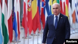 Consiliul Suprem de Apărare a Țării, convocat de președintele interimar, Ilie Bolojan, are loc în timpul negocierilor intense la nivel internațional privind conflictul din Ucraina.