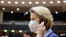 Ursula von der Leyen a recunoscut greșelile făcute în strategia de achiziționare și vaccinare