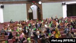 صالح وايي، د موازي بنسټونو جوړول خپله فساد ته زمینه برابروي او د اصلاحاتو مخه نیسي.