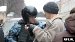 Оппозиция предвидит осложнения с милицией, но это ее не останавливает