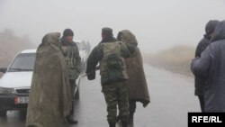 Военнослужащие на узбекско-кыргызской границе. Джалалабадская область, март 2016 года.
