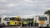 Власники транспортних компаній блокують доступ до польсько-українського прикордонного переходу в Дорогуську, Польща, 6 листопада 2023 року 