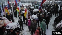 Похоже, Южная Осетия подключилась к российской практике давления на неправительственный сектор. Приняла аналогичный российскому закон о специальной регистрации и отчетности для общественных организаций, получающих гранты из-за рубежа, – т.н. иностранных агентов