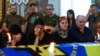 Înmormântarea lui Serhi Tkacenko, un membru al Batalionului General Kulcițki al Gărzii Naționale, ucis recent în timp ce lupta împotriva trupelor ruse, la Kiev, pe 26 iulie